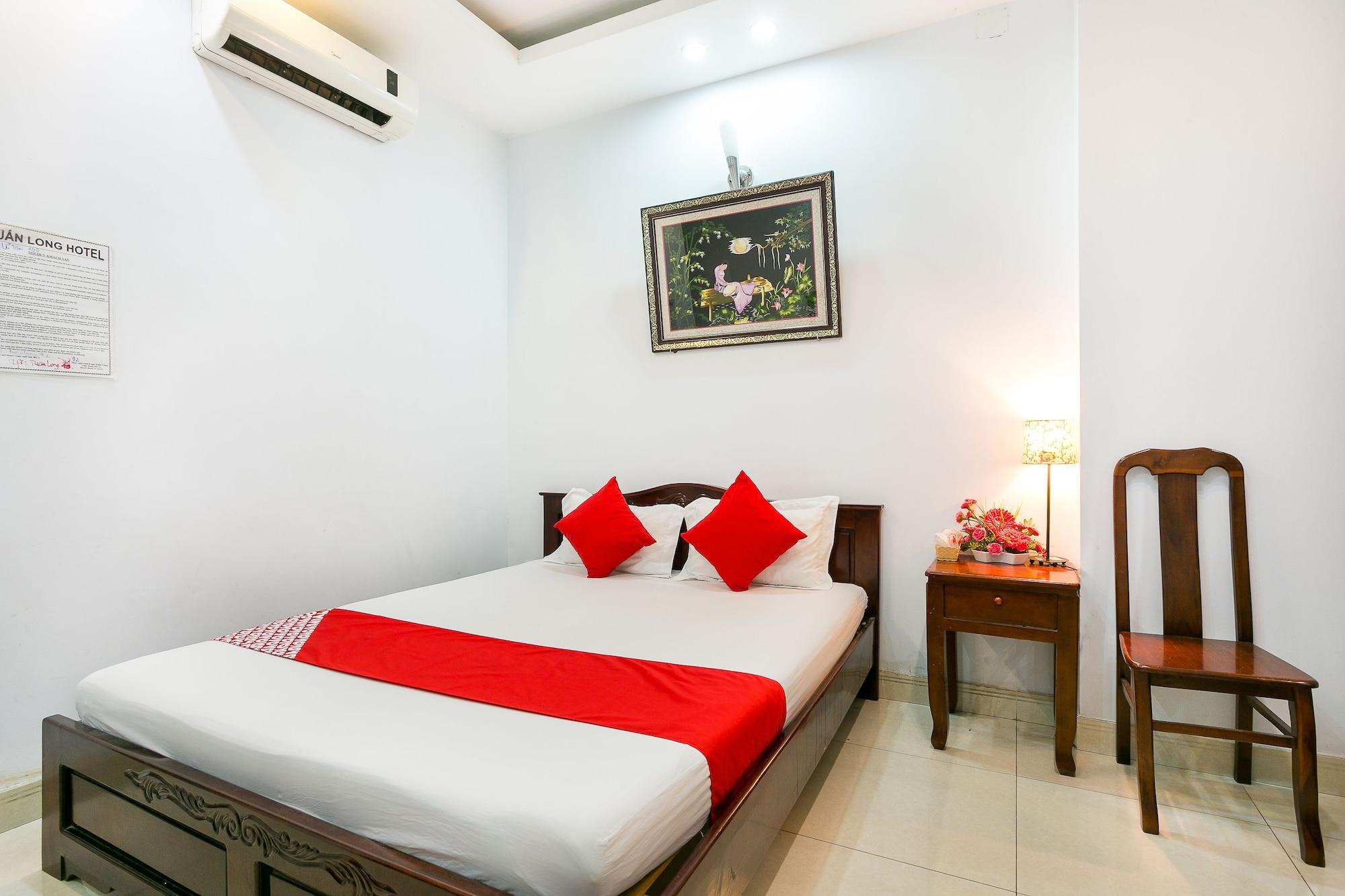 Oyo 130 Tuan Long Hotel Ho Chi Minh-stad Buitenkant foto