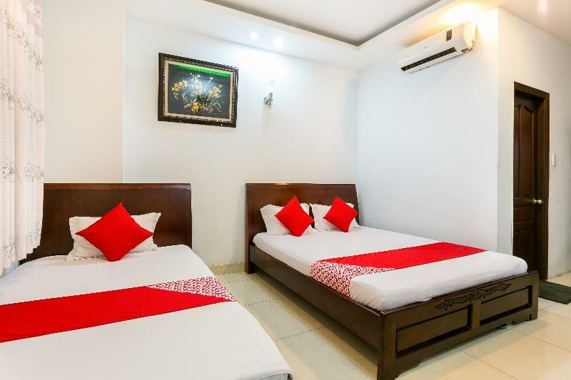 Oyo 130 Tuan Long Hotel Ho Chi Minh-stad Buitenkant foto