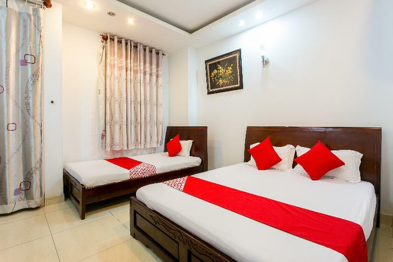 Oyo 130 Tuan Long Hotel Ho Chi Minh-stad Buitenkant foto