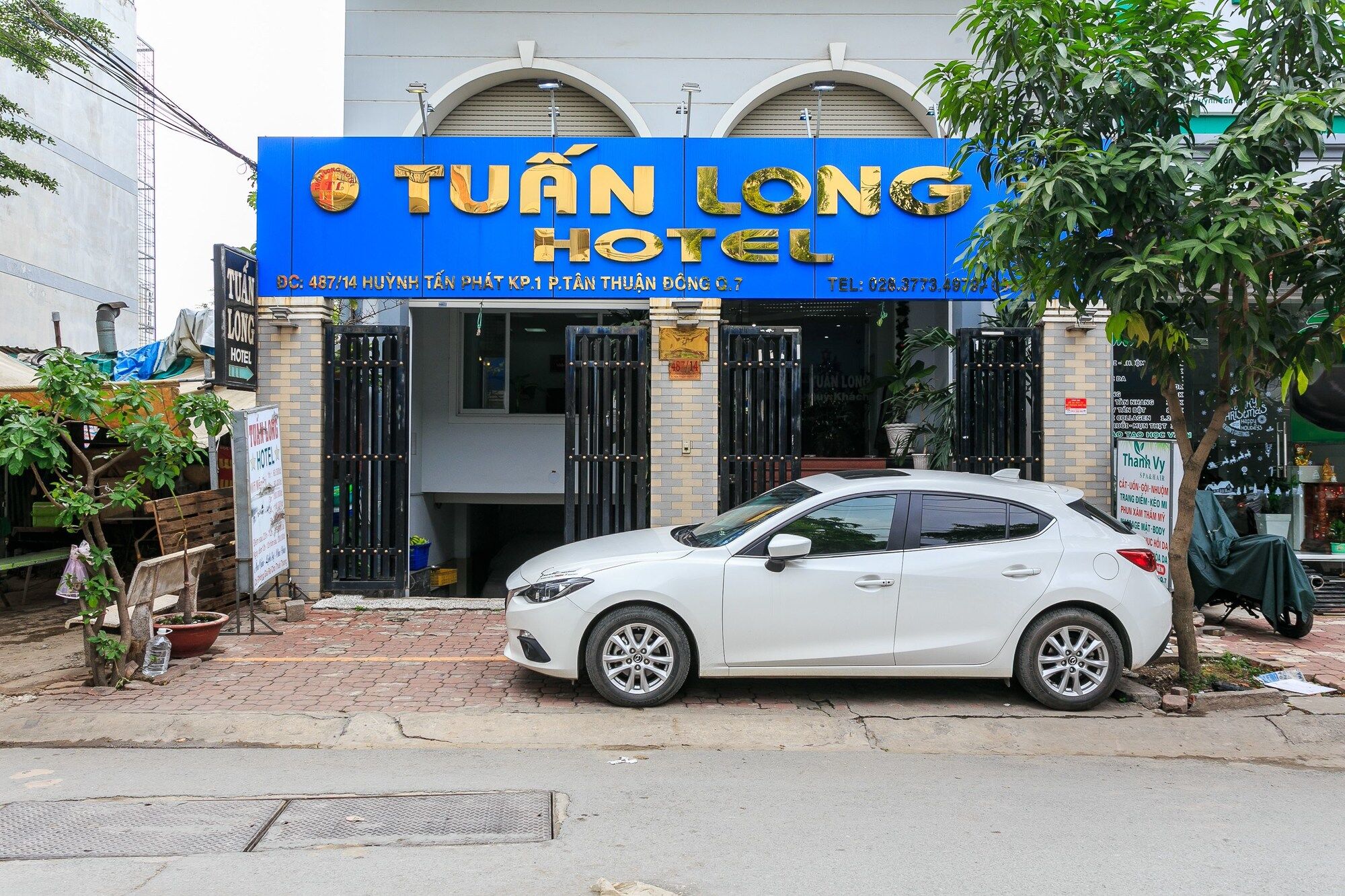 Oyo 130 Tuan Long Hotel Ho Chi Minh-stad Buitenkant foto